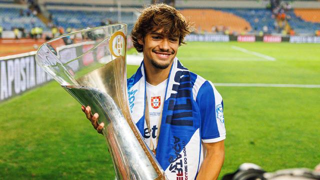 Rodrigo Mora transferi