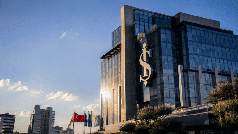 İş Bankası yönetim değişikliği